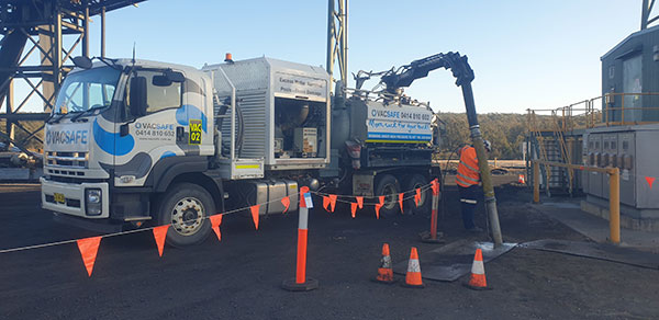 Vacsafe-Cleaning-out-local-storm-water-Pits-sewer-drain-cleaning-3000l-sucker-truck-hire-mudgee