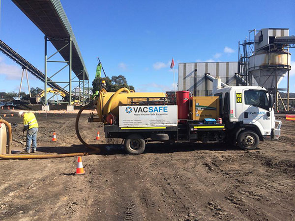 Vacsafe-locating-services-excavating-trench-line-non-destructive-digging-mudgee